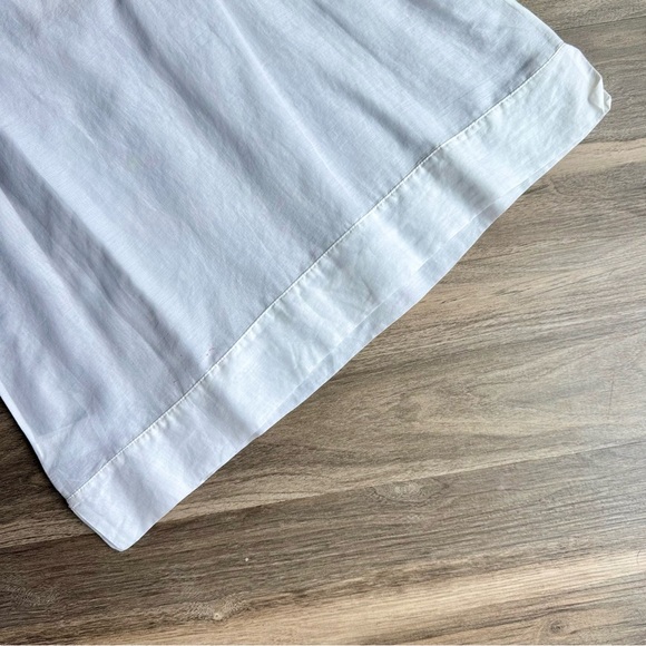 Kenneth Cole White Linen-Blend Lace-trimmed V-Neck Cap Sleeve Blouse - Picture 6 of 11